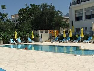 Watermill Hotell Kerýnia Eksteriør bilde